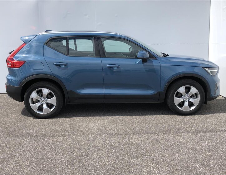Volvo XC40 3