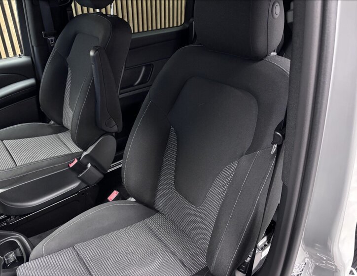 Mercedes-Benz Třídy V Kombi 2,0 l 174 kw