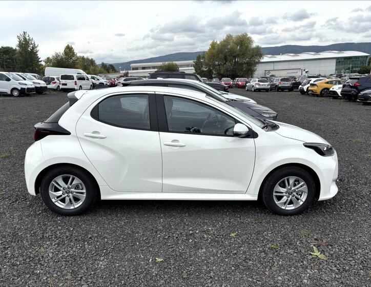 Toyota Yaris Hatchback 1,5 l 85 kw