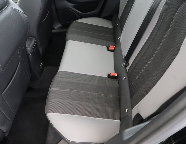 Opel Mokka SUV / Terénní 1,2 l 100 kw