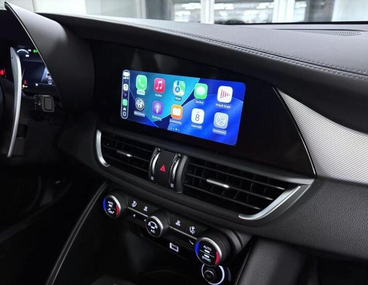 Alfa Romeo Giulia 12