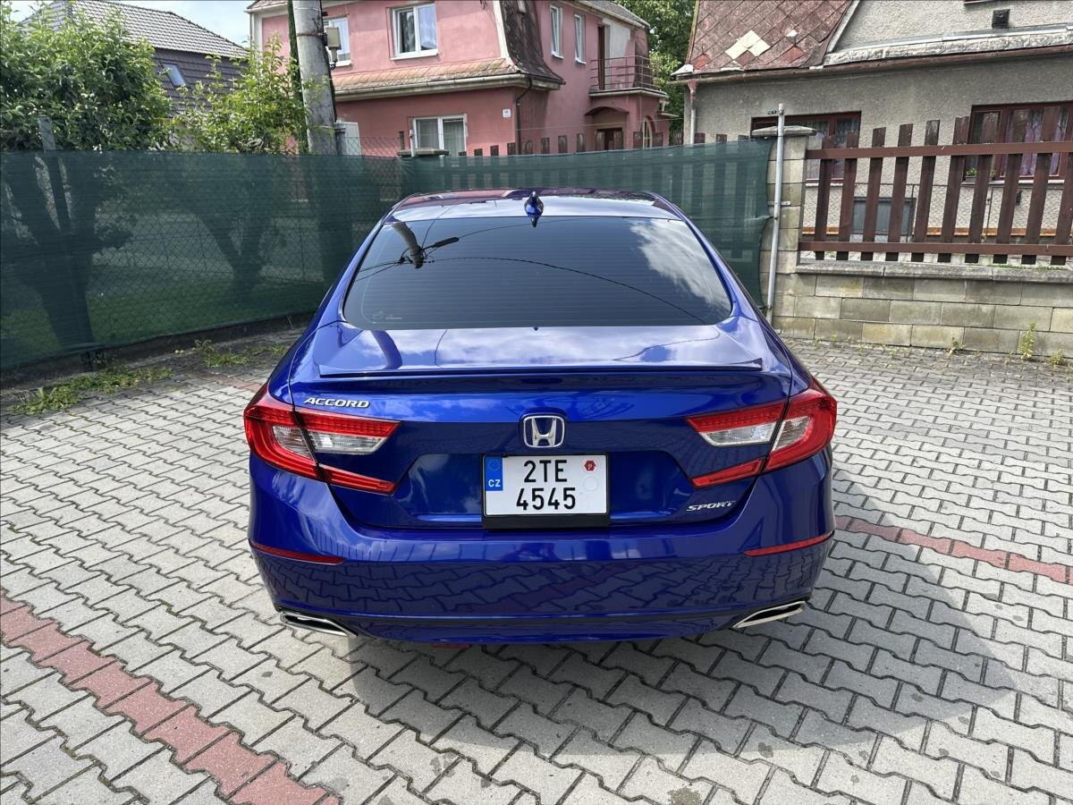 Honda Accord Sedan 1,5 l 141 kw
