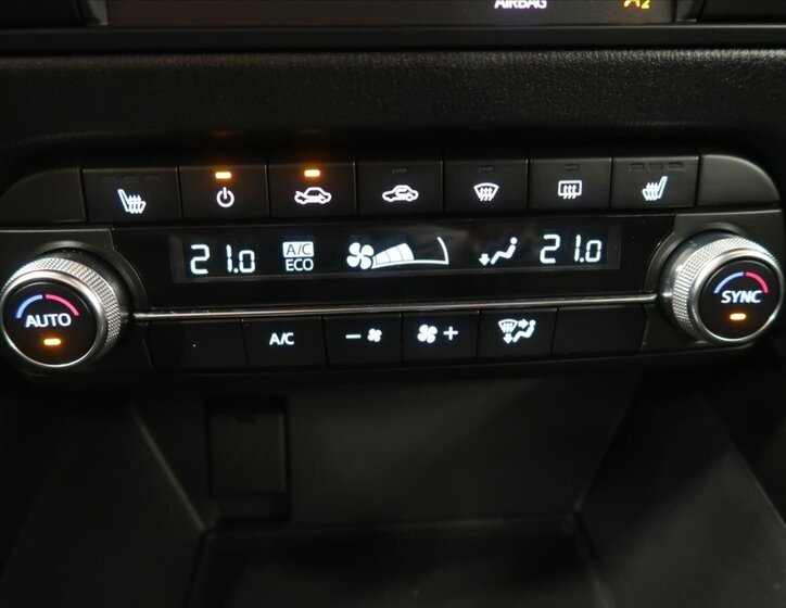 Mazda CX-5 SUV / Terénní 2,0 l 121 kw