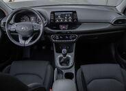 Hyundai i30 27