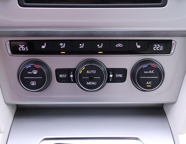 Volkswagen Passat Kombi 2,0 l 110 kw