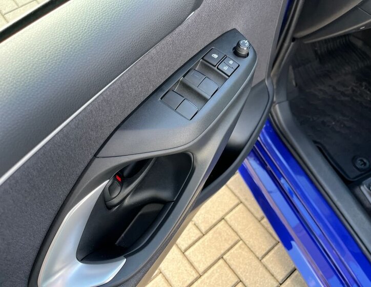 Toyota Yaris Hatchback 1,5 l 68 kw