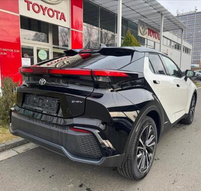 Toyota C-HR 3