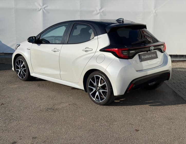 Toyota Yaris Hatchback 1,5 l 68 kw