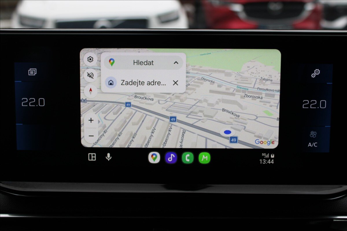 Peugeot 3008 SUV 1,5 l 96 kw