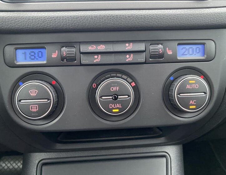 Volkswagen Tiguan SUV / Terénní 2,0 l 103 kw