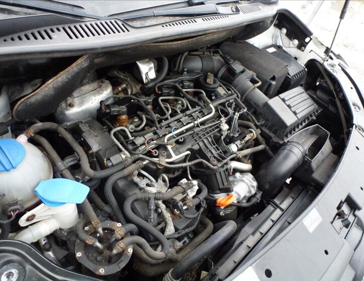 Volkswagen Caddy Skříň 1,6 l 55 kw