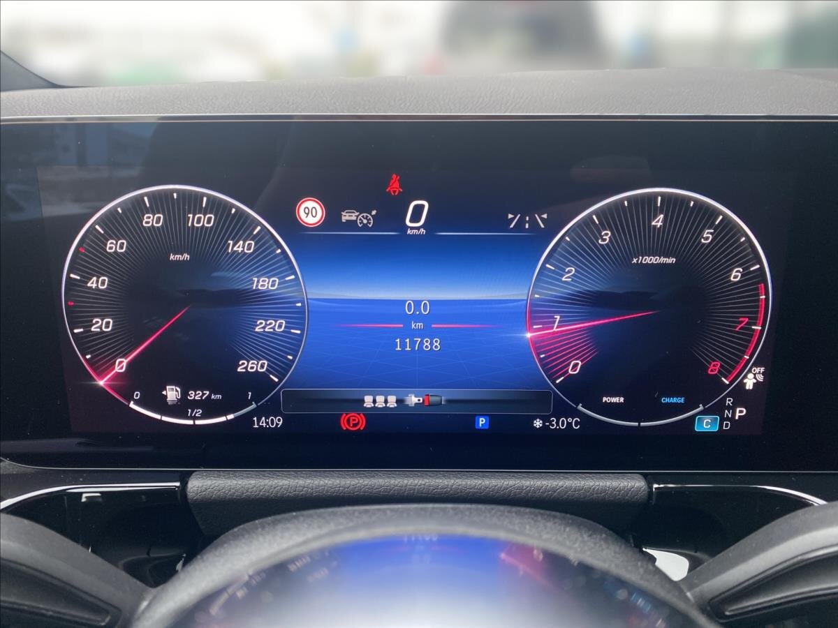 Mercedes-Benz Třídy B Hatchback 1,3 l 120 kw