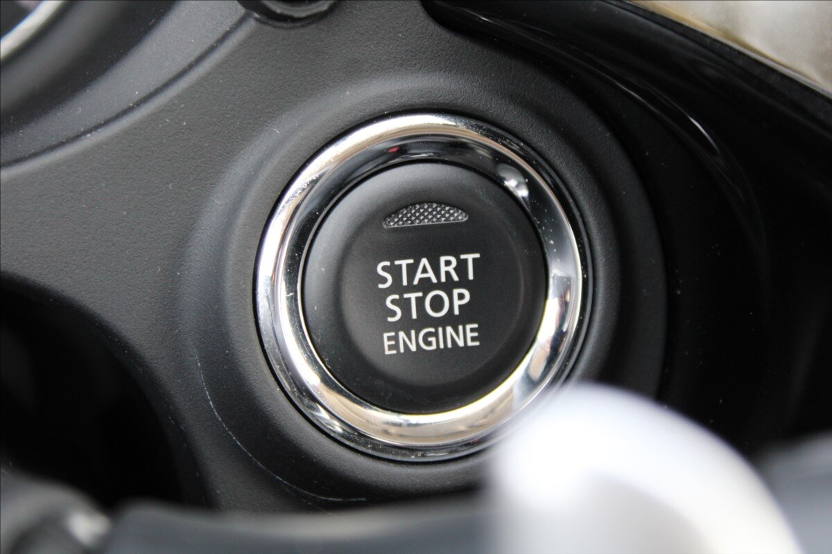 Mitsubishi Outlander SUV / Terénní 2,0 l 110 kw