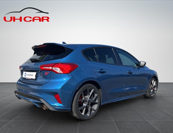 Ford Focus Hatchback 2,3 l 206 kw