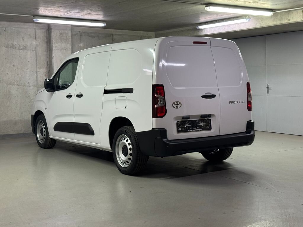 Toyota ProAce City