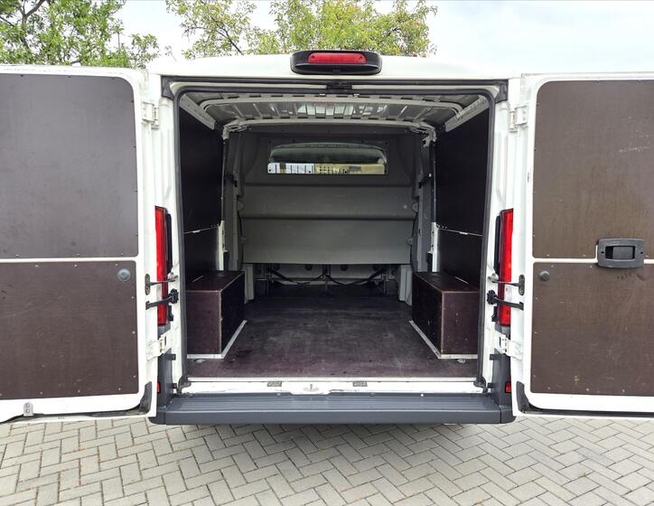 Peugeot Boxer 12