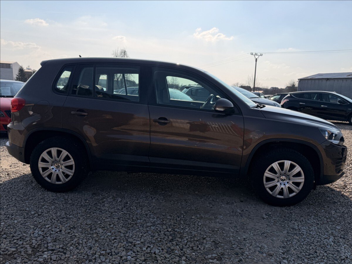 Volkswagen Tiguan SUV / Terénní 1,4 l 90 kw