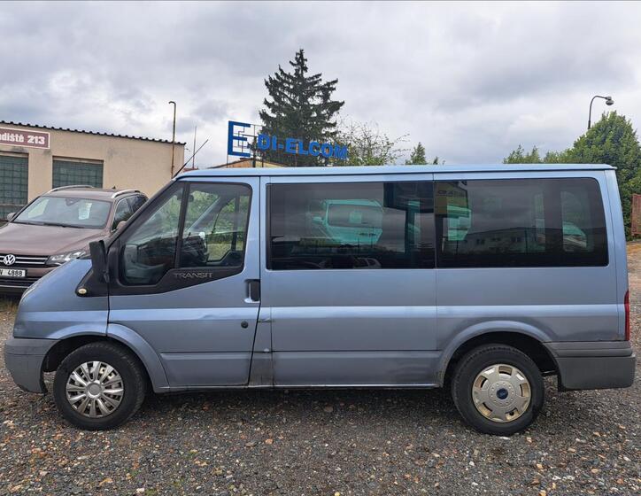 Ford Transit 8