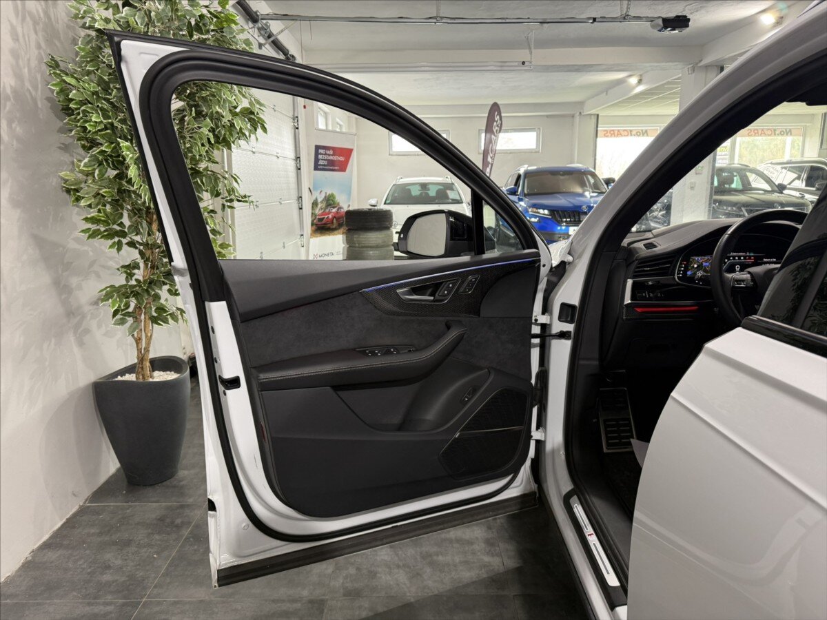 Audi SQ7 SUV / Terénní 4,0 l 373 kw