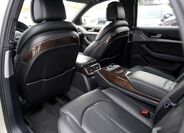 Audi A8 29