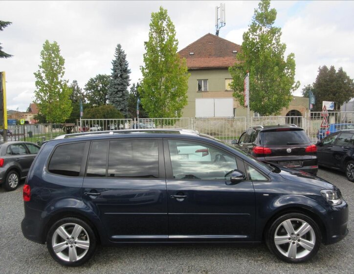 Volkswagen Touran 4