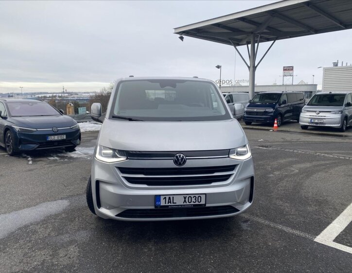 Volkswagen Caravelle VAN-Minibus 2,0 l 125 kw
