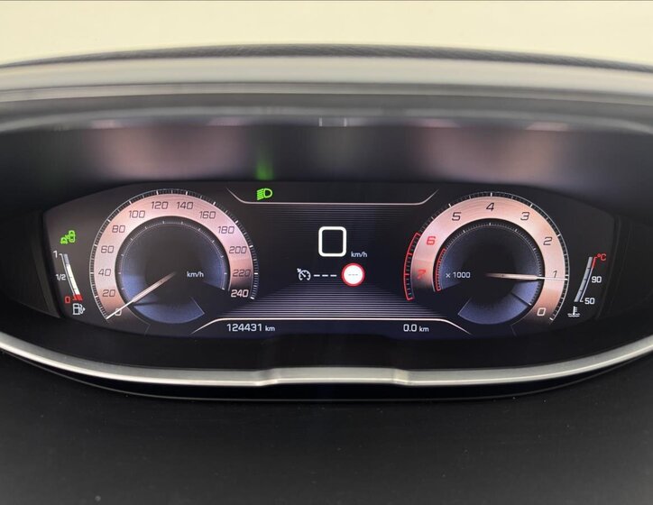 Peugeot 3008 SUV / Terénní 1,2 l 96 kw