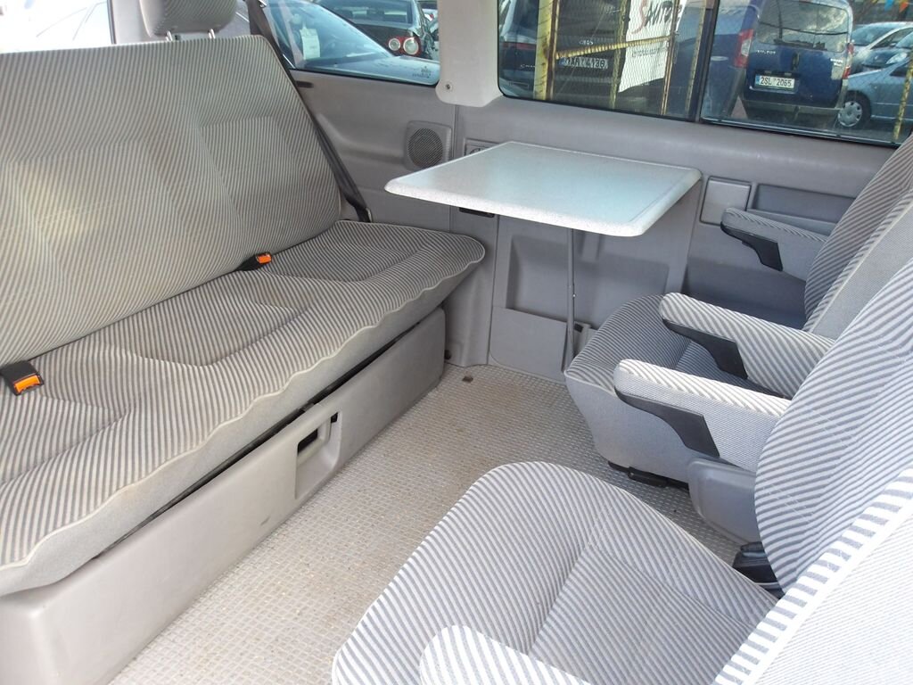 Volkswagen Multivan VAN / Minibus 2,5 l 75 kw