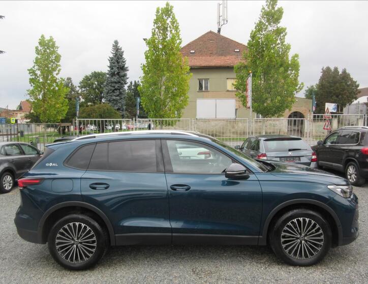 Volkswagen Tiguan 4