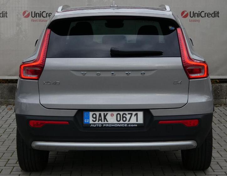 Volvo XC40 4
