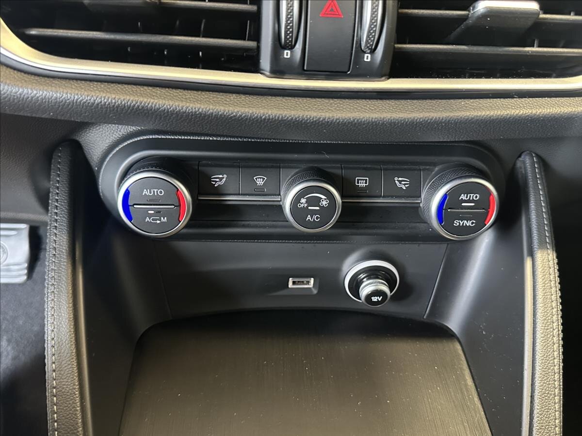 Alfa Romeo Stelvio SUV 2,1 l 154 kw