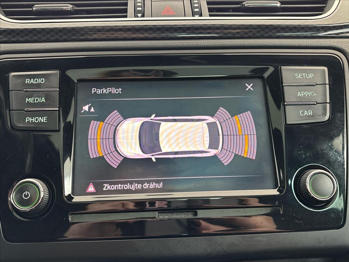 Škoda Rapid Hatchback 999,0 81 kw