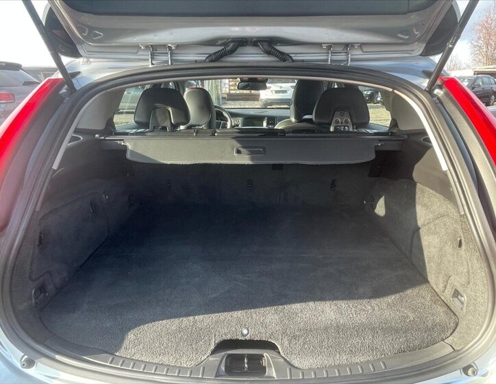 Volvo V60 Kombi 2,4 l 158 kw