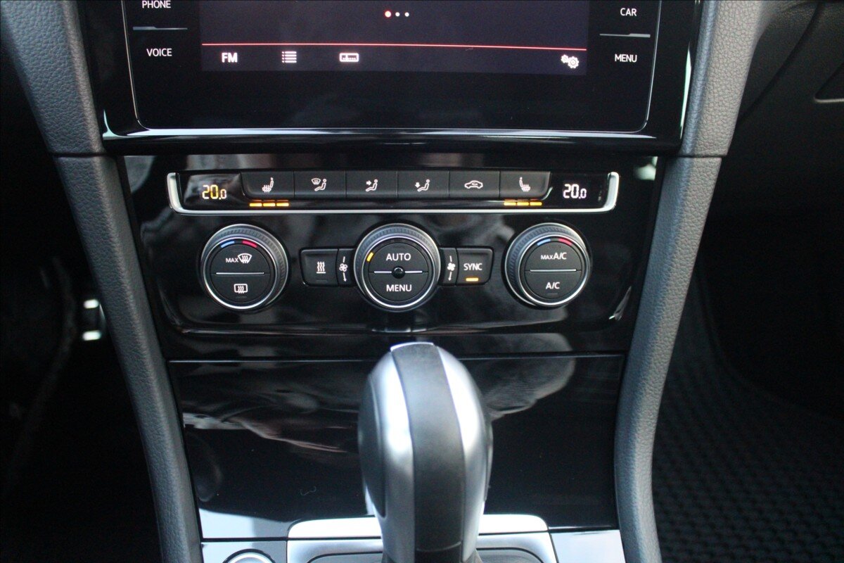 Volkswagen Golf Hatchback 2,0 l 180 kw