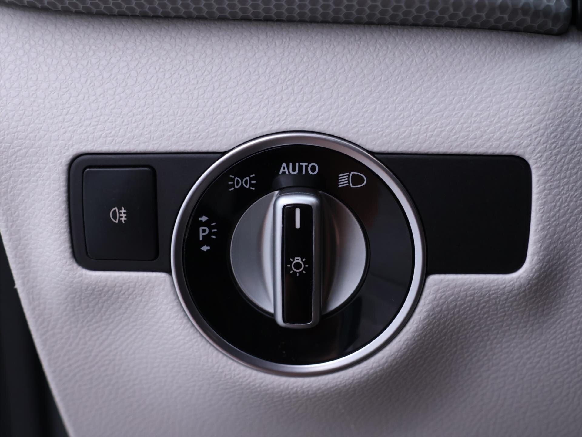 Mercedes-Benz Třídy B Hatchback 1,8 l 80 kw