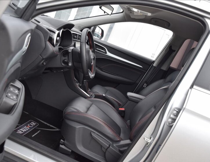 MG ZS Hatchback 1,5 l 78 kw