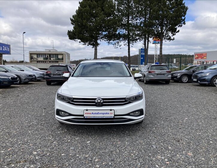 Volkswagen Passat Kombi 2,0 l 90 kw