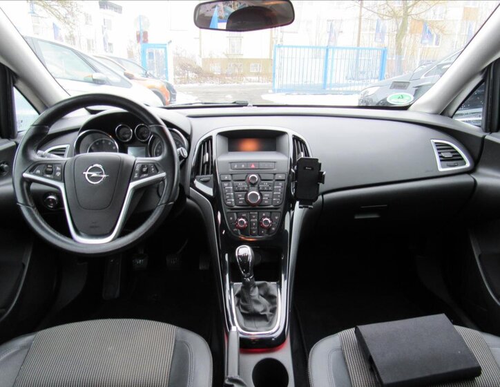 Opel Astra Hatchback 1,4 l 103 kw