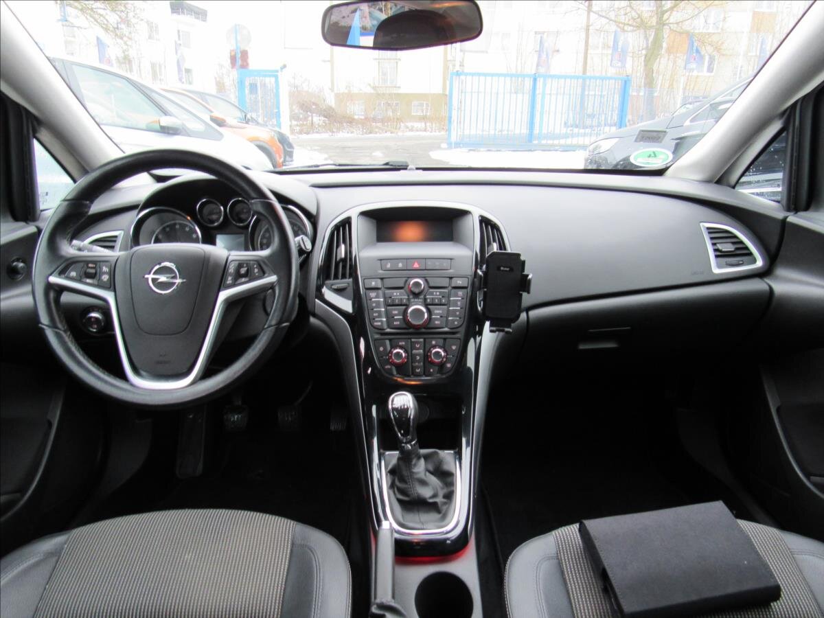 Opel Astra Hatchback 1,4 l 103 kw