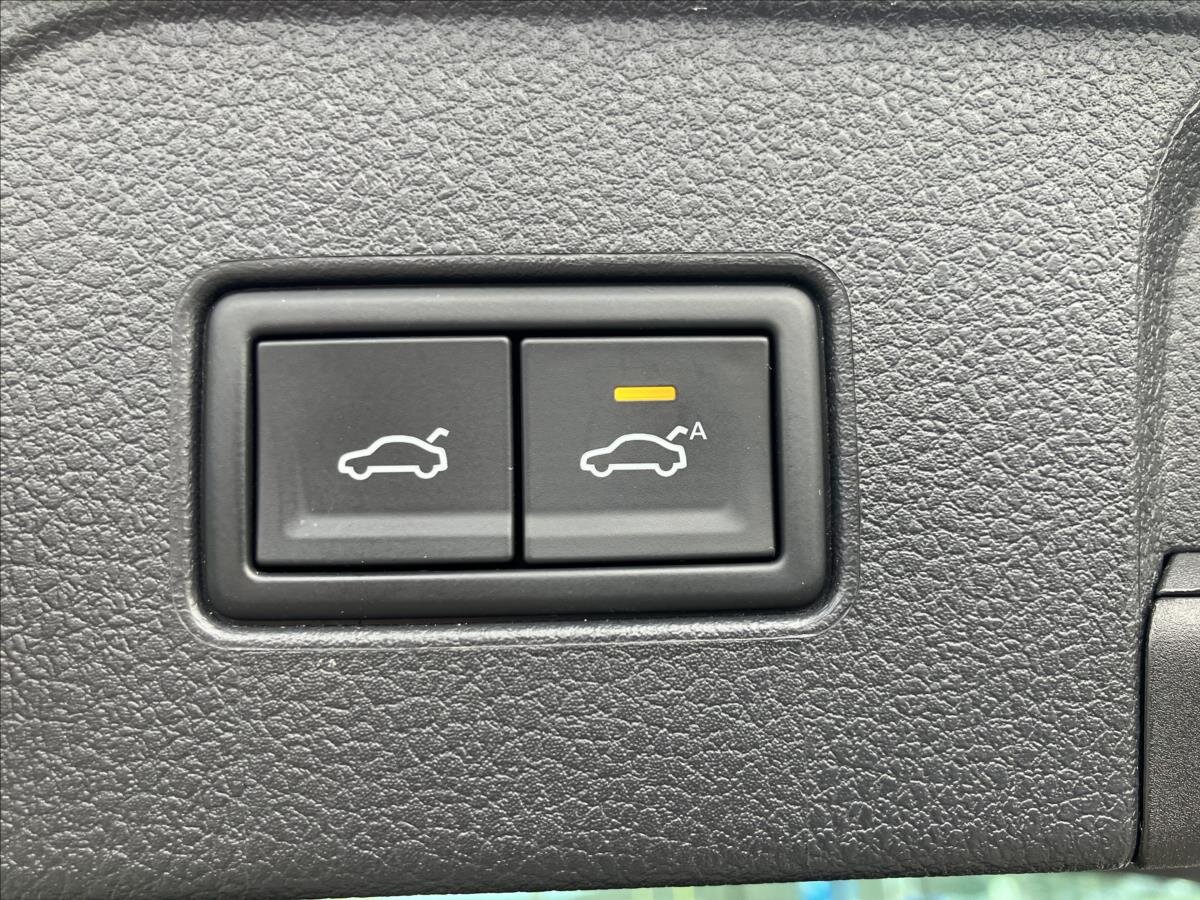 Volkswagen Passat Kombi 2,0 l 110 kw