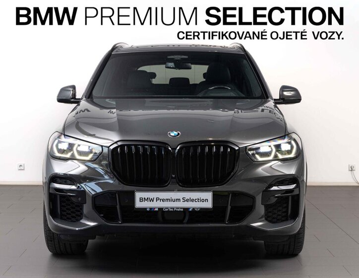 BMW X5 SUV / Terénní 4,4 l 390 kw