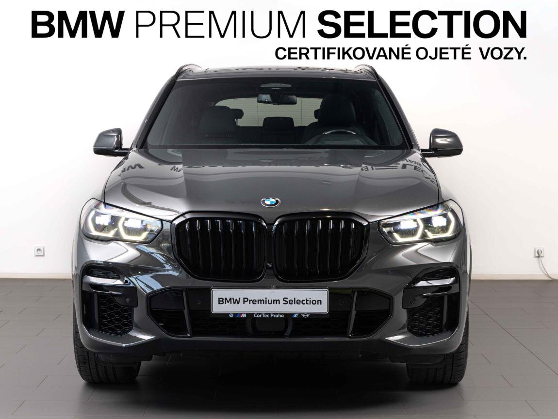 BMW X5 SUV / Terénní 4,4 l 390 kw