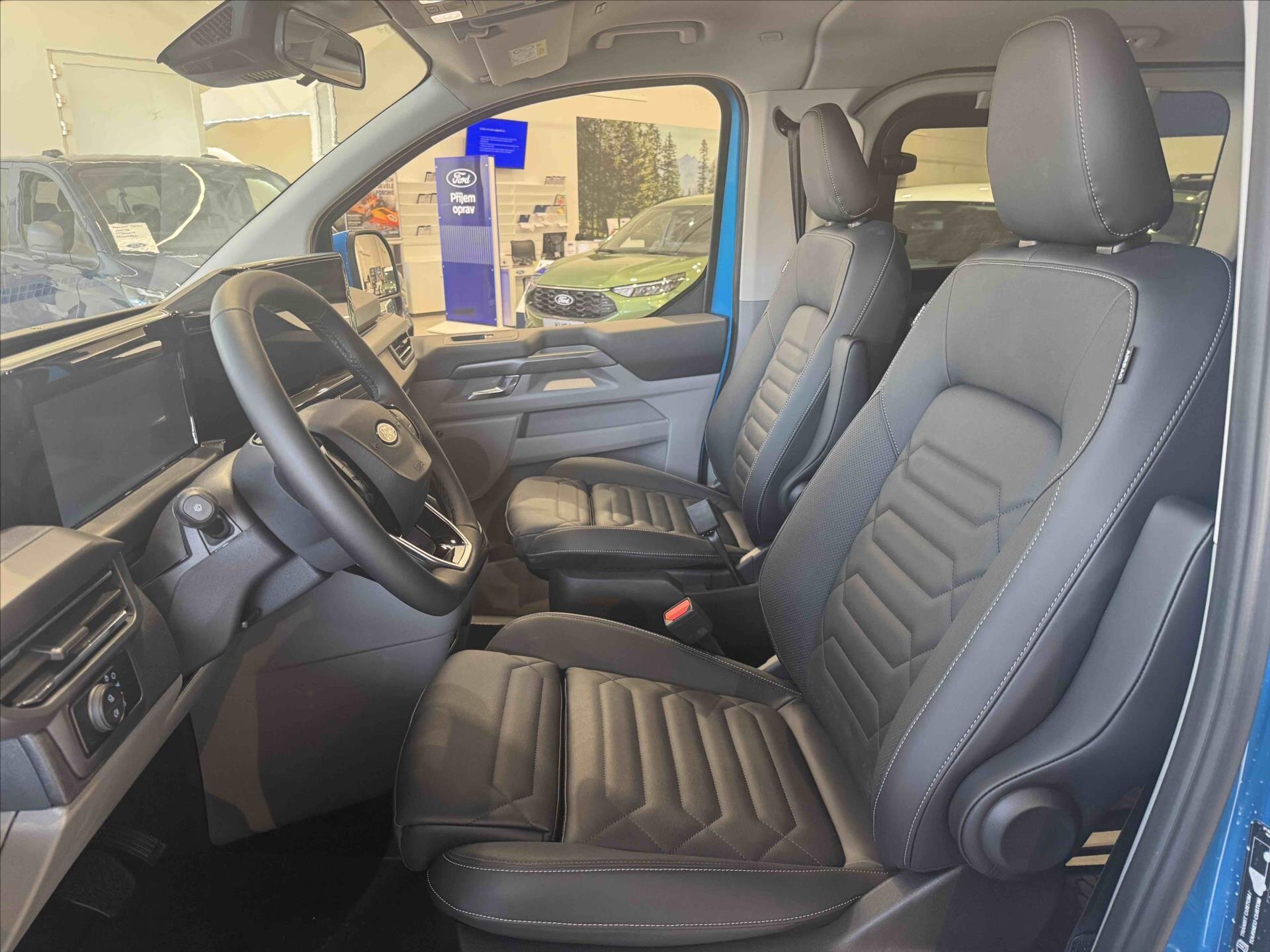 Ford Tourneo Kombi 2,0 l 125 kw