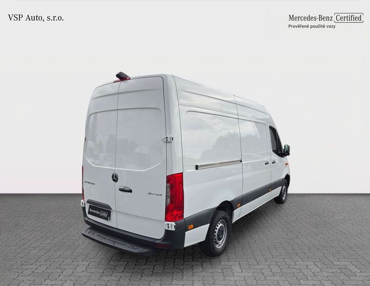 Mercedes-Benz Sprinter 5