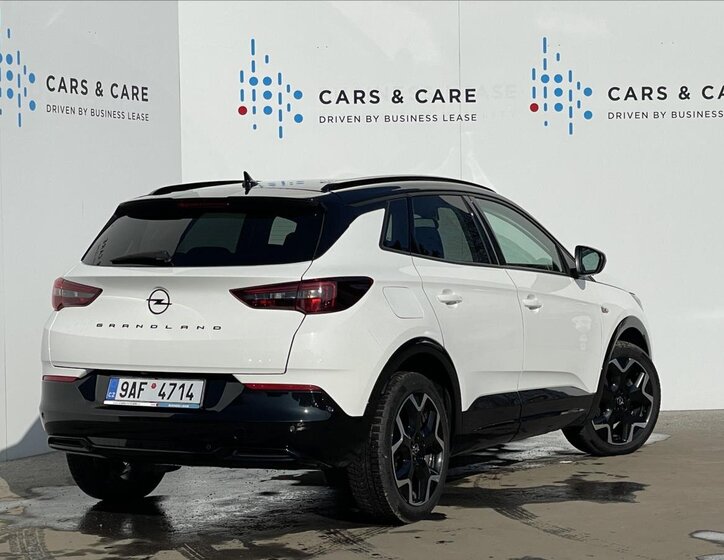 Opel Grandland SUV / Terénní 1,5 l 96 kw