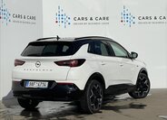 Opel Grandland SUV / Terénní 1,5 l 96 kw