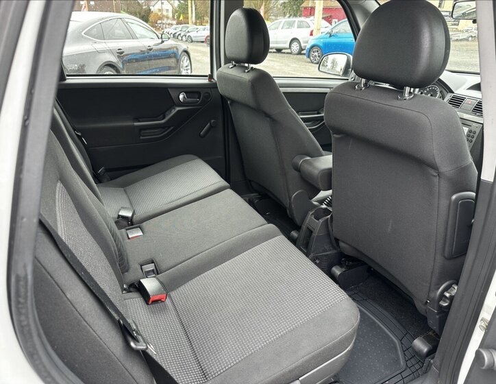 Opel Meriva MPV 1,6 l 77 kw