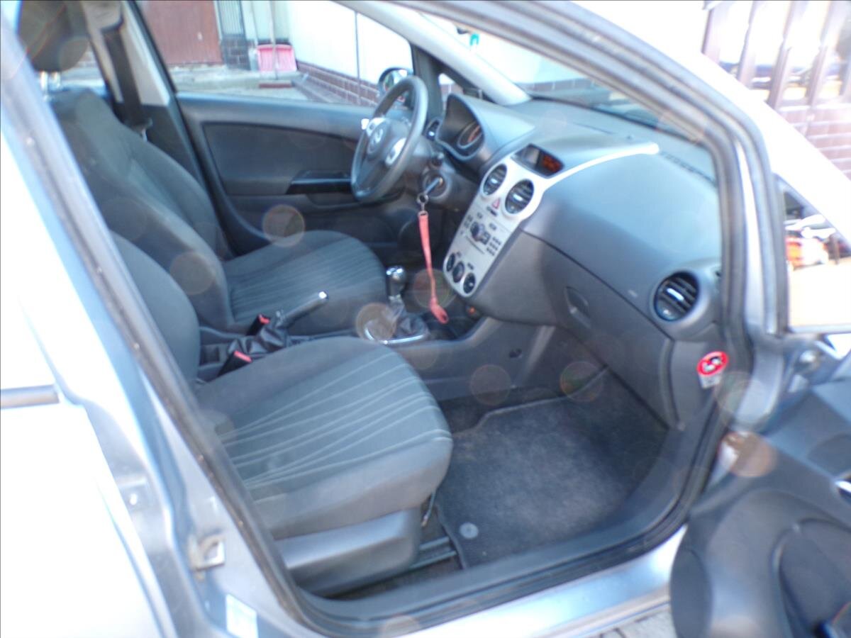 Opel Corsa Hatchback 1,2 l 59 kw