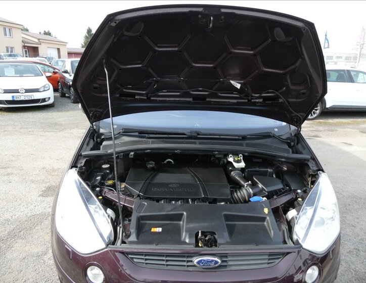 Ford S-MAX MPV 2,0 l 107 kw