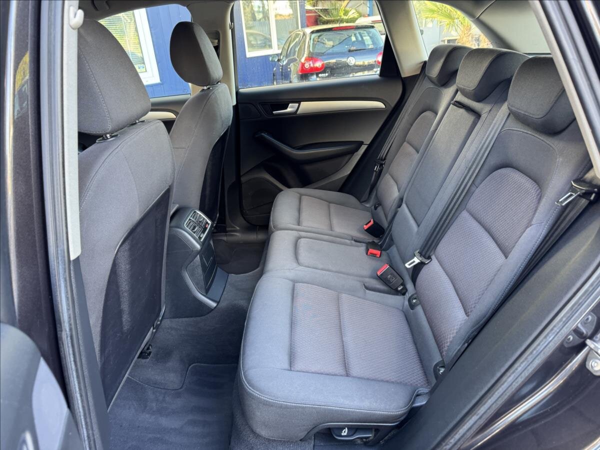 Audi Q5 SUV / Terénní 2,0 l 125 kw